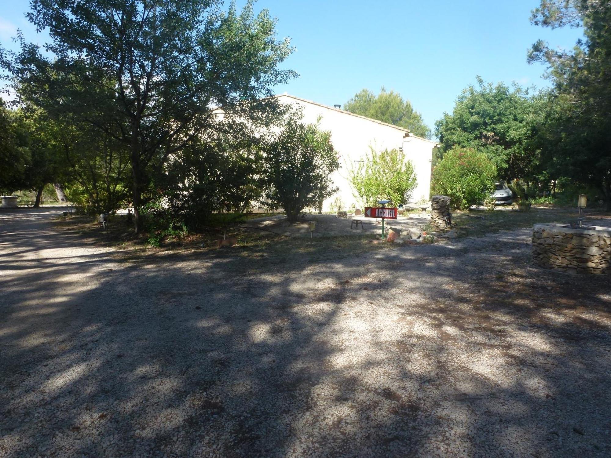 Chambre D'Hotes La Pinede Lambesc Exterior photo
